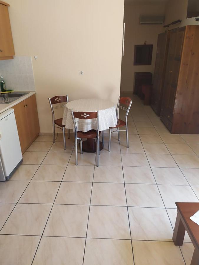 Markos Apartments 4 Stoúpa المظهر الخارجي الصورة